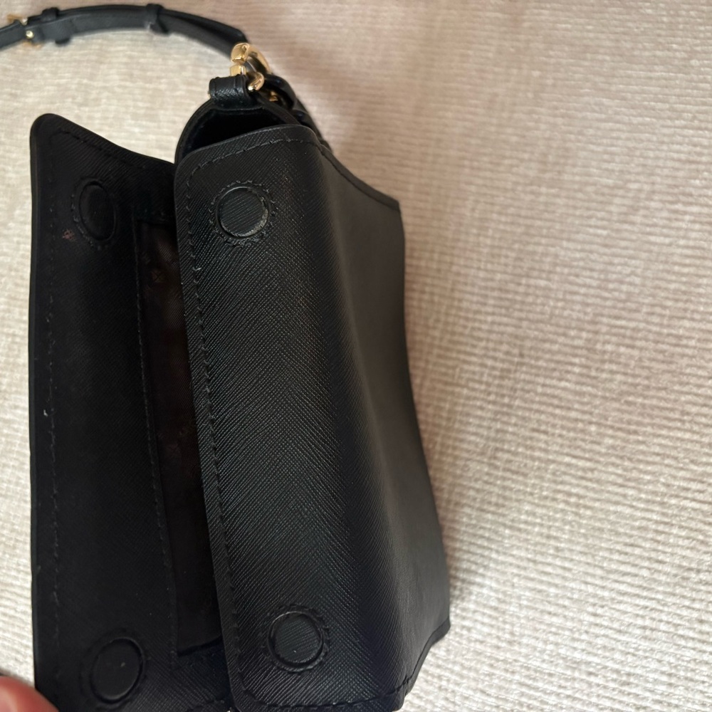 Michael Kors Sofia small Crossbody Bag - Picture 4 of 9